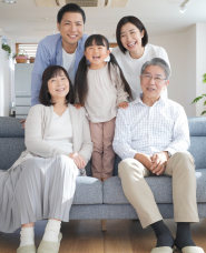 Japanese three-generation family photos